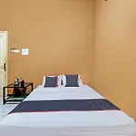 Collection O 92864 Mitra Residence