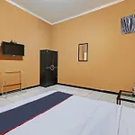 Collection O 92864 Mitra Residence