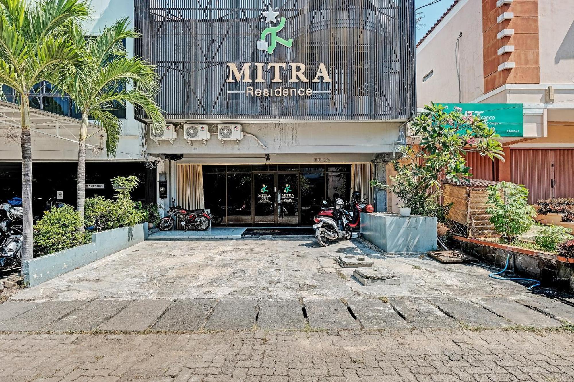 Collection O 92864 Mitra 3*